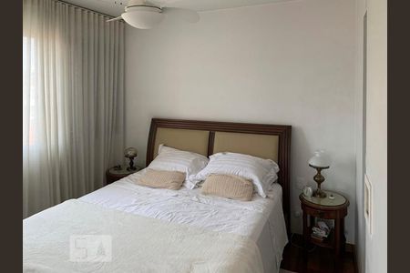 Apartamento à venda com 115m², 3 quartos e 2 vagasQuarto