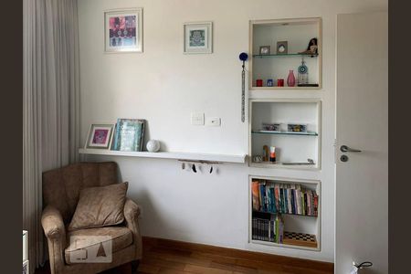 Apartamento à venda com 115m², 3 quartos e 2 vagasQuarto