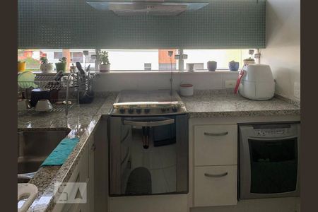 Apartamento à venda com 115m², 3 quartos e 2 vagasCozinha
