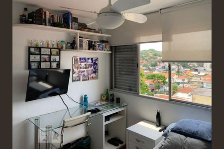 Apartamento à venda com 115m², 3 quartos e 2 vagasQuarto