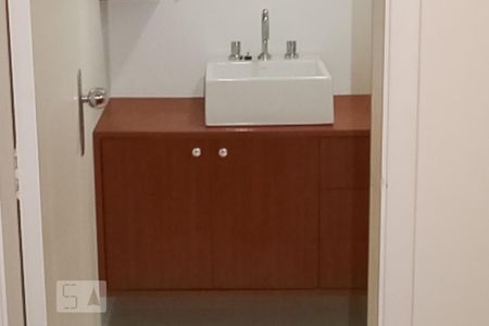 Banheiro da Suíte de apartamento à venda com 2 quartos, 70m² em Vila Mascote, São Paulo