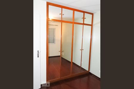Suíte de apartamento à venda com 2 quartos, 70m² em Vila Mascote, São Paulo