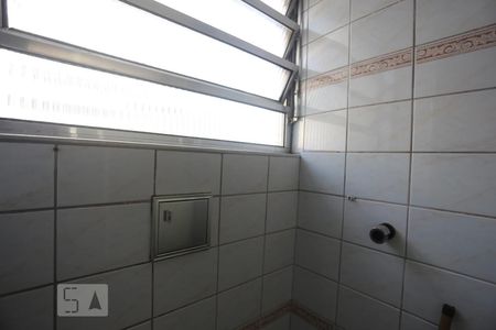 Banheiro de kitnet/studio à venda com 1 quarto, 30m² em Centro, São Paulo