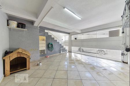 Casa à venda com 150m², 3 quartos e 2 vagasGaragem