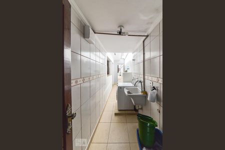 Casa à venda com 150m², 3 quartos e 2 vagasLavanderia