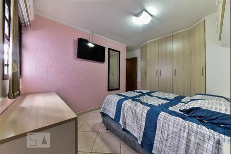 Casa à venda com 150m², 3 quartos e 2 vagasSuíte
