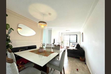 Apartamento à venda com 89m², 3 quartos e 3 vagas Apartamento à venda com 89m², 3 quartos e 3 vagasSala