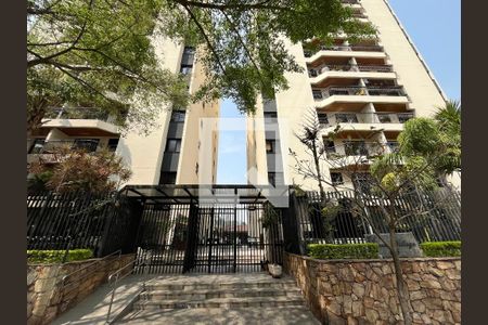 Apartamento à venda com 89m², 3 quartos e 3 vagas Apartamento à venda com 89m², 3 quartos e 3 vagasFachada