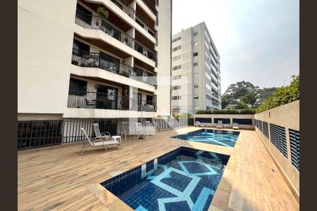 Apartamento à venda com 89m², 3 quartos e 3 vagas Apartamento à venda com 89m², 3 quartos e 3 vagasÁrea comum - Piscina