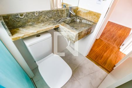 Apartamento à venda com 56m², 2 quartos e 1 vaga Apartamento à venda com 56m², 2 quartos e 1 vagaBanheiro