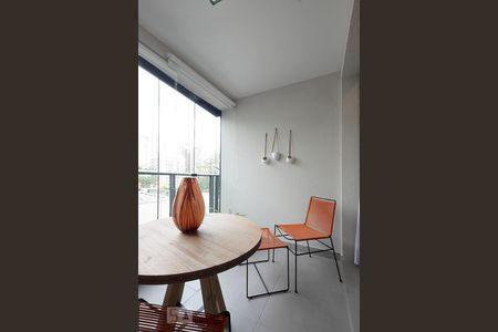 Quarto - Varanda de kitnet/studio para alugar com 1 quarto, 25m² em Cerqueira César, São Paulo