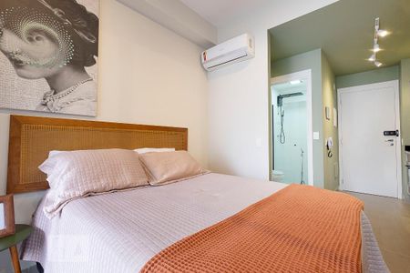 Quarto de kitnet/studio para alugar com 1 quarto, 25m² em Cerqueira César, São Paulo