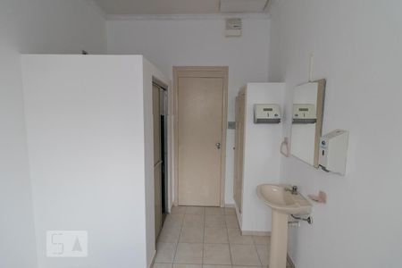 Banheiro de casa à venda com 3 quartos, 200m² em Casa Verde, São Paulo