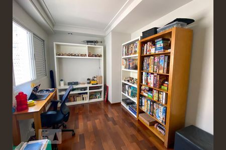 Apartamento para alugar com 115m², 3 quartos e 2 vagas Apartamento para alugar com 115m², 3 quartos e 2 vagasEscritório