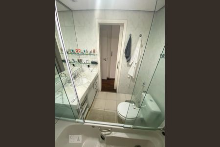 Apartamento para alugar com 115m², 3 quartos e 2 vagas Apartamento para alugar com 115m², 3 quartos e 2 vagasBanheiro da Suíte