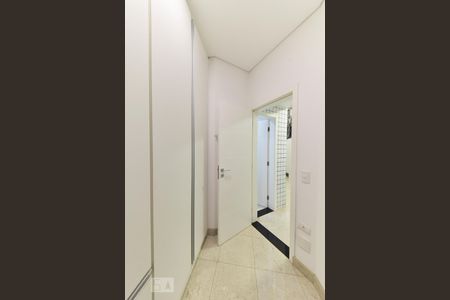 Apartamento à venda com 328m², 4 quartos e 4 vagasQuarto de Serviço