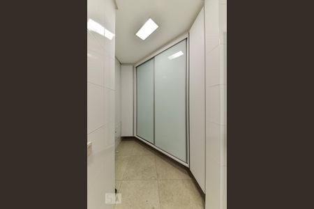 Apartamento à venda com 328m², 4 quartos e 4 vagasLavanderia