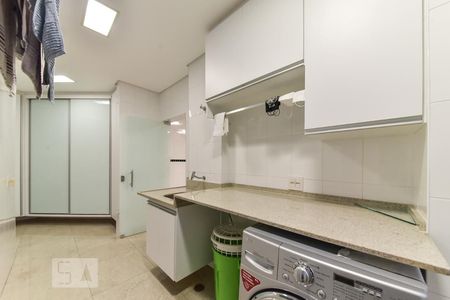 Apartamento à venda com 328m², 4 quartos e 4 vagasLavanderia