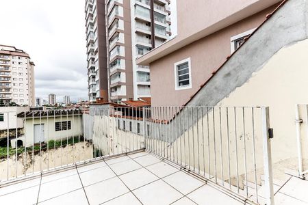 Casa à venda com 250m², 3 quartos e 5 vagasVaranda Fundos