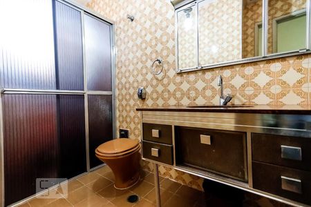 Casa à venda com 250m², 3 quartos e 5 vagasBanheiro