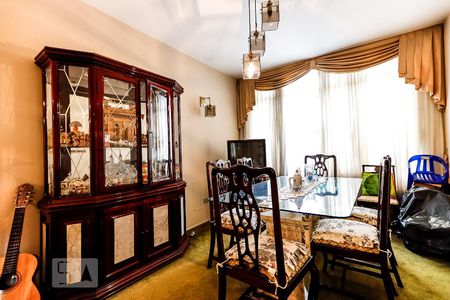 Sala de casa à venda com 3 quartos, 250m² em Vila Medeiros, São Paulo