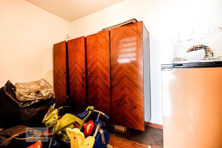 Casa à venda com 250m², 3 quartos e 5 vagasQuarto de Serviço