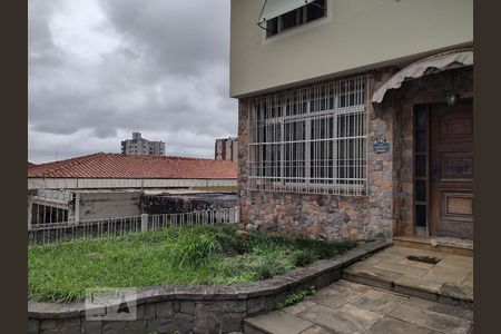 Casa à venda com 250m², 3 quartos e 5 vagasEntrada