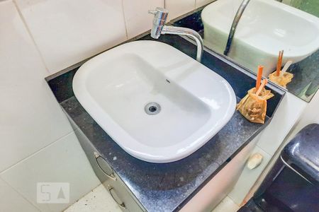Apartamento para alugar com 60m², 2 quartos e 1 vaga Apartamento para alugar com 60m², 2 quartos e 1 vagaBanheiro