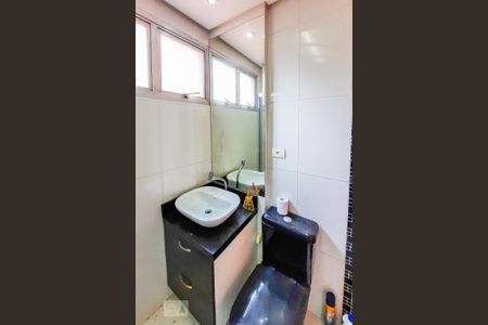 Apartamento para alugar com 60m², 2 quartos e 1 vaga Apartamento para alugar com 60m², 2 quartos e 1 vagaBanheiro