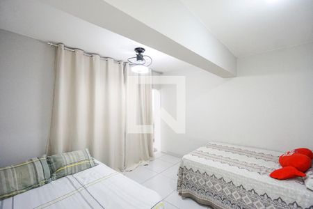 Casa à venda com 450m², 4 quartos e 4 vagasQuarto de serviço