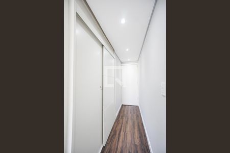Casa à venda com 450m², 4 quartos e 4 vagas Casa à venda com 450m², 4 quartos e 4 vagasCloset da suíte