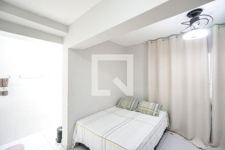 Casa à venda com 450m², 4 quartos e 4 vagas Casa à venda com 450m², 4 quartos e 4 vagasQuarto de serviço