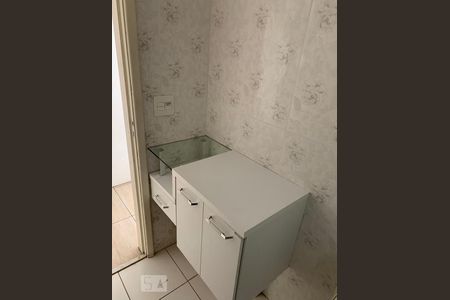 Banheiro  de apartamento para alugar com 2 quartos, 57m² em Jardim Rosa de Franca, Guarulhos