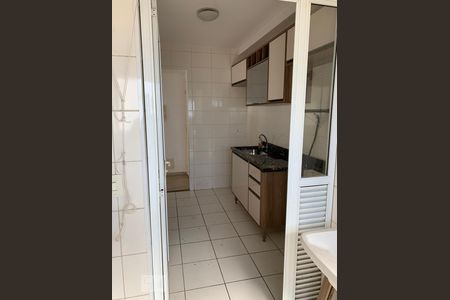 Cozinha  de apartamento para alugar com 2 quartos, 57m² em Jardim Rosa de Franca, Guarulhos