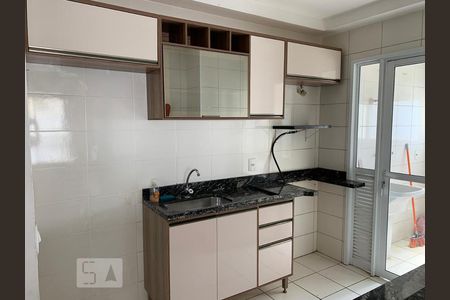 Cozinha  de apartamento para alugar com 2 quartos, 57m² em Jardim Rosa de Franca, Guarulhos