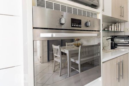 Apartamento à venda com 151m², 3 quartos e 3 vagasCozinha 