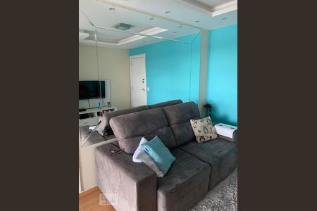 Sala de apartamento para alugar com 3 quartos, 70m² em Cidade Industrial, Curitiba