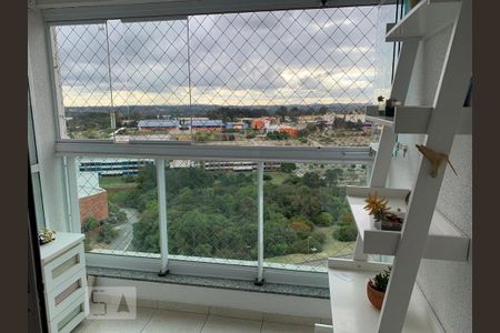 Sacada de apartamento para alugar com 3 quartos, 70m² em Cidade Industrial, Curitiba