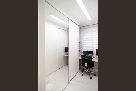 Apartamento à venda com 61m², 2 quartos e 1 vaga Apartamento à venda com 61m², 2 quartos e 1 vagaCloset Suíte