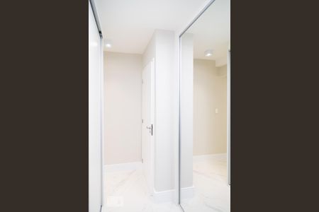 Apartamento à venda com 61m², 2 quartos e 1 vaga Apartamento à venda com 61m², 2 quartos e 1 vagaCloset Suíte