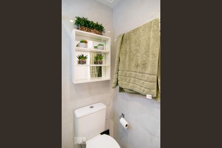 Apartamento à venda com 61m², 2 quartos e 1 vaga Apartamento à venda com 61m², 2 quartos e 1 vagaBanheiro Suíte