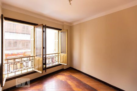 Quarto de apartamento para alugar com 2 quartos, 55m² em Santa Efigênia, São Paulo
