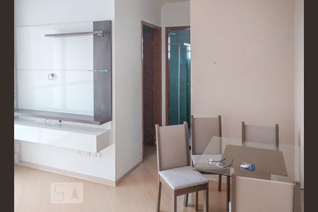 Apartamento para alugar com 48m², 2 quartos e 1 vagaSala