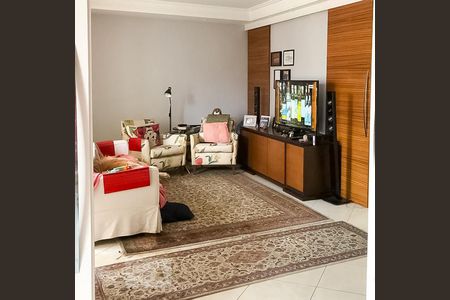 Sala de apartamento para alugar com 3 quartos, 125m² em Chácara Inglesa, São Paulo