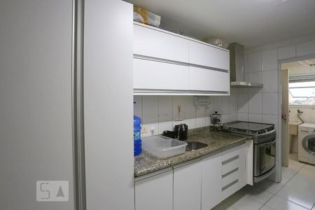Apartamento à venda com 110m², 3 quartos e 3 vagasCozinha
