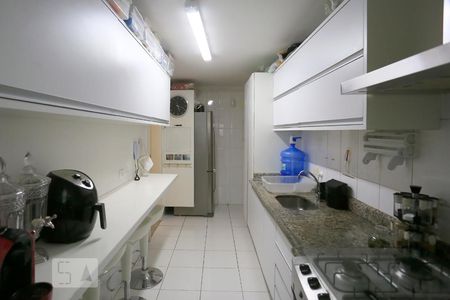 Apartamento à venda com 110m², 3 quartos e 3 vagasCozinha