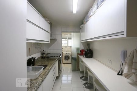 Apartamento à venda com 110m², 3 quartos e 3 vagasCozinha