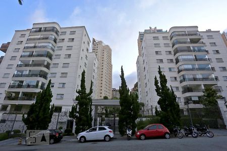 Apartamento à venda com 110m², 3 quartos e 3 vagasFachada