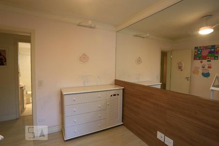 Apartamento à venda com 110m², 3 quartos e 3 vagasQuarto 2