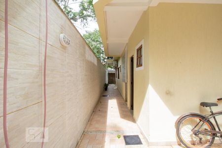 Casa à venda com 250m², 3 quartos e 5 vagasCorredor